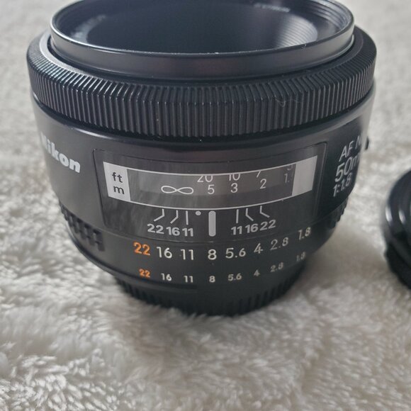 Nikon AF NIKKOR 50mm 1:1.8 Lens Vintage - Picture 9 of 9